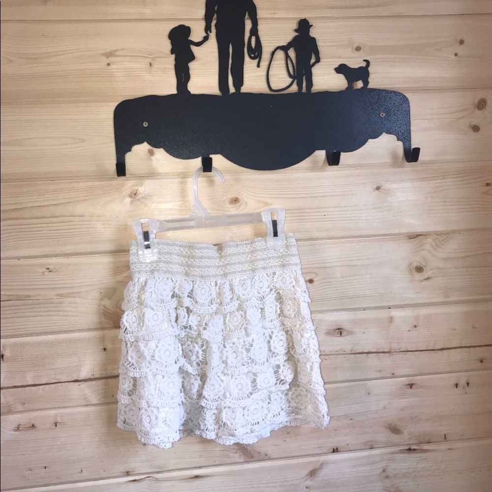 Ruffle summer shorts